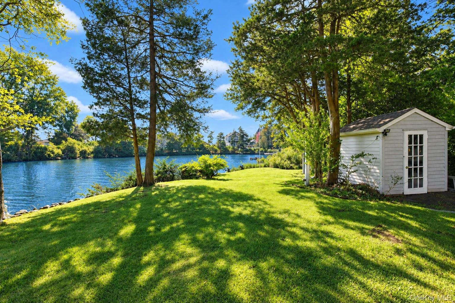 55 Leafy Way