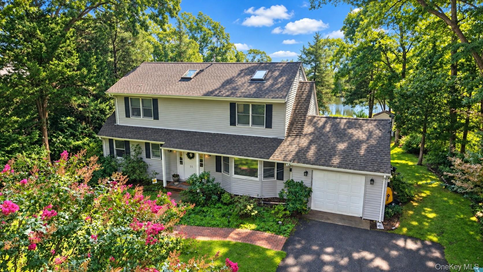 55 Leafy Way