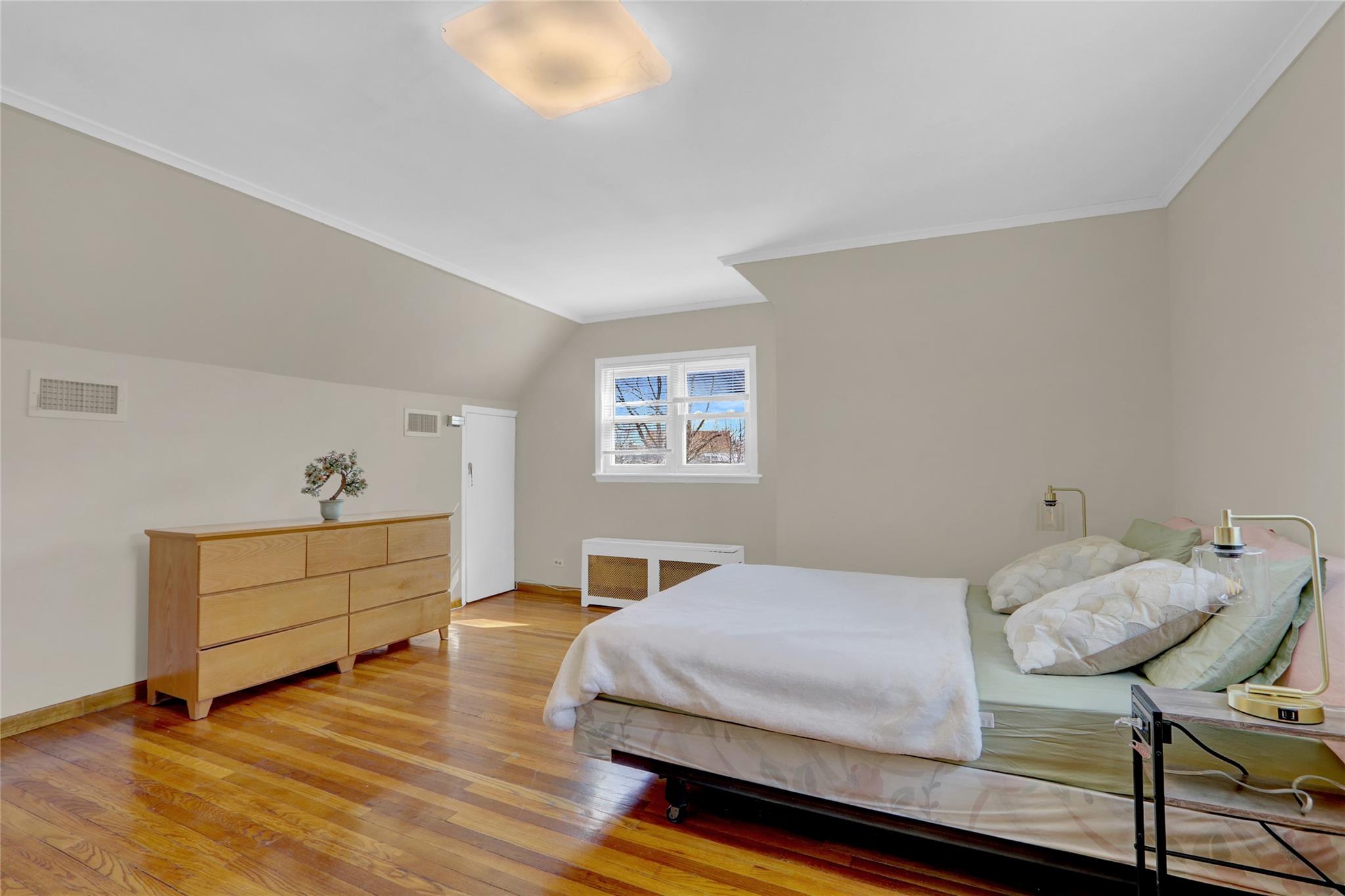 50-20 Utopia Parkway Pkwy, Fresh Meadows, New York image 16