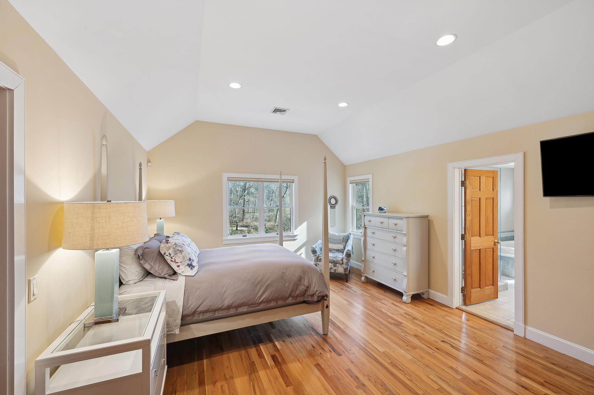 31 Tredwell Lane, Sag Harbor, New York image 12