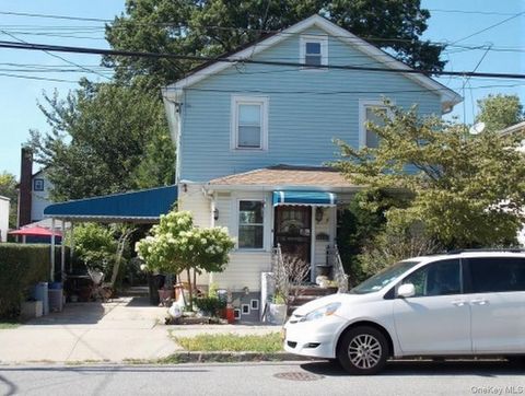 206-41 46th Avenue, Bayside, NY 11361 - MLS#: 933506