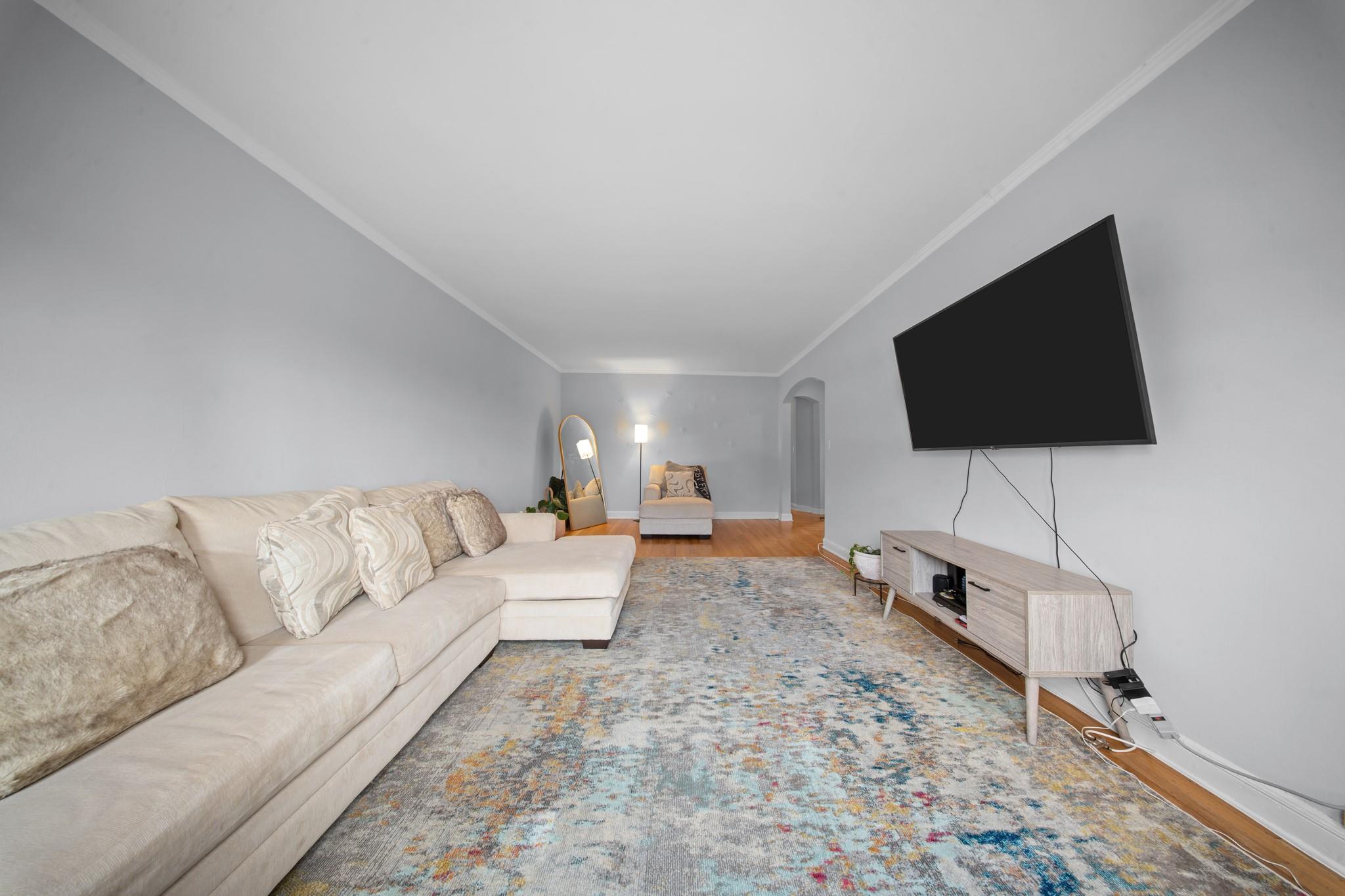 98-120 Queens Boulevard #6G, Rego Park, New York image 9