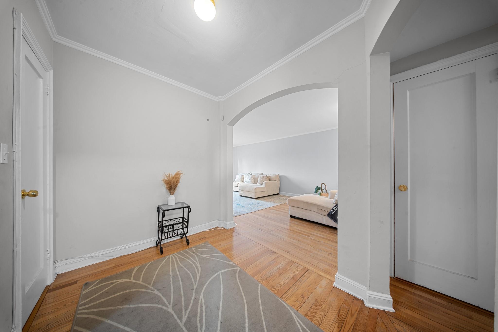 98-120 Queens Boulevard #6G, Rego Park, New York image 3