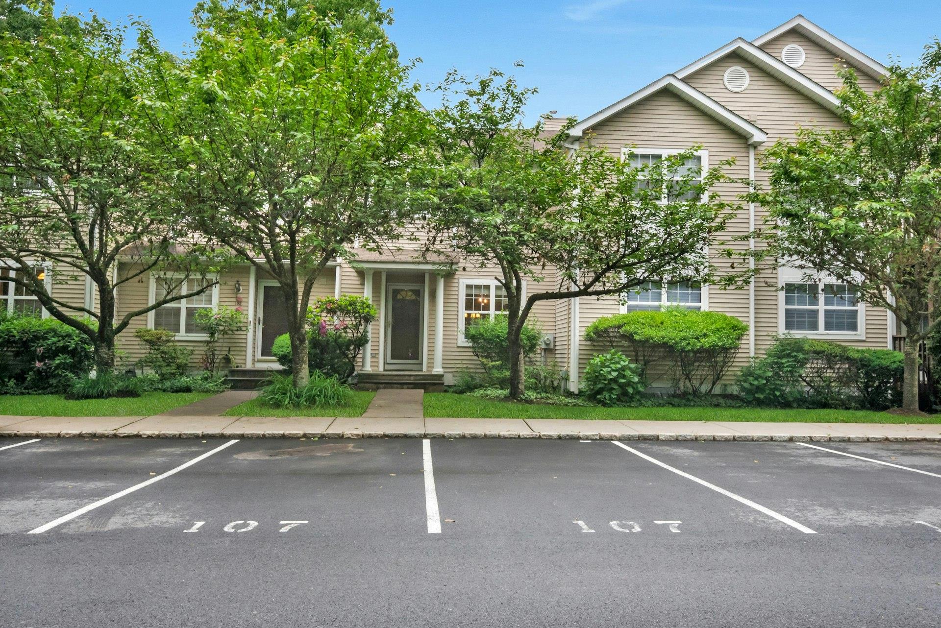 107 Glenwood Drive, Briarcliff Manor, New York image 30