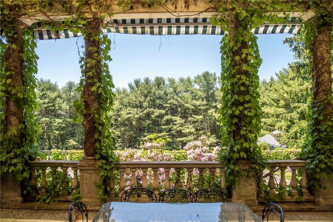 Millbrook, New York 12545, United States, 10 Bedrooms Bedrooms, ,7 BathroomsBathrooms,Residential,Active,15906