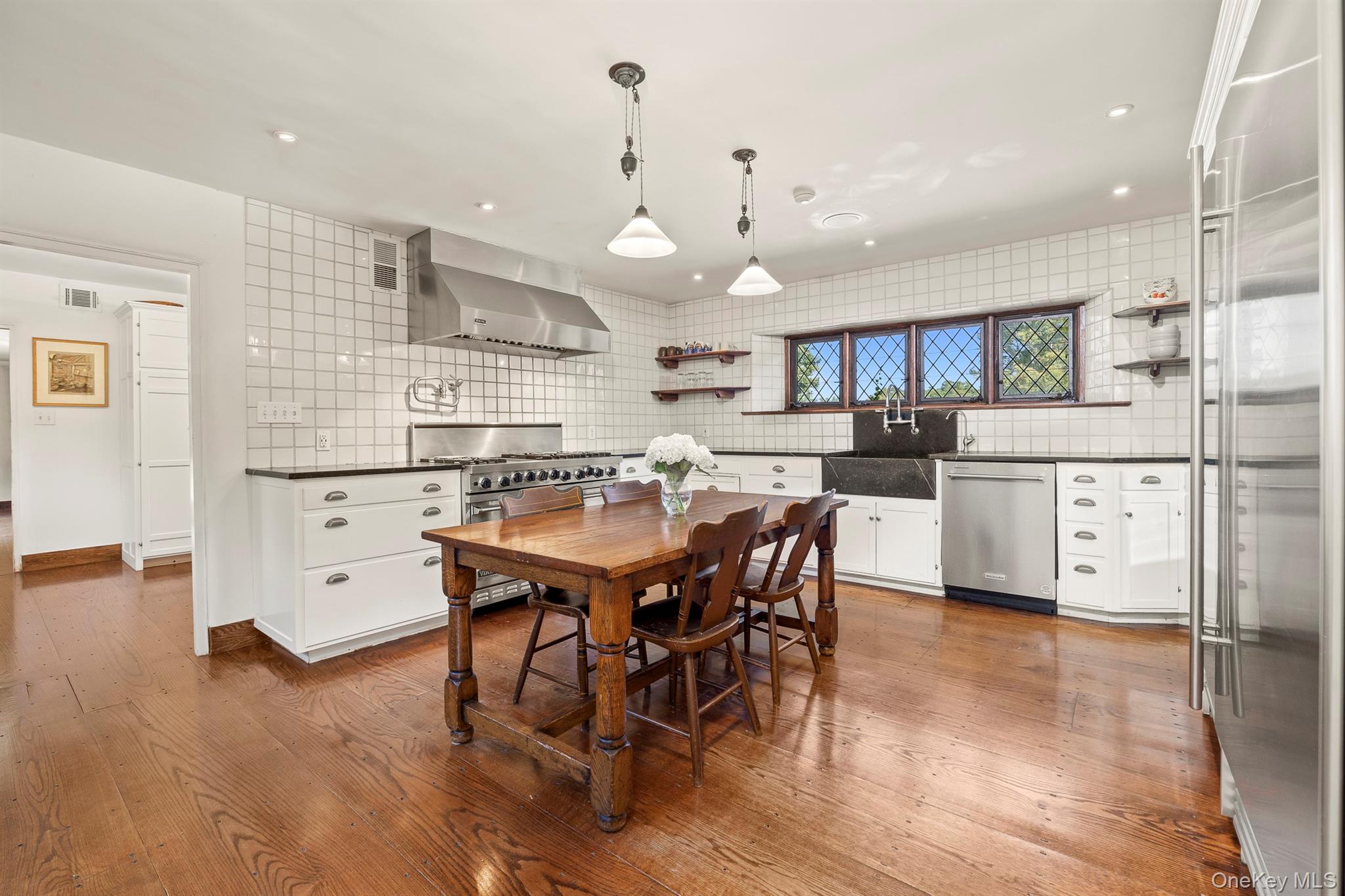 Croton-On-Hudson, New York 10520, United States, 5 Bedrooms Bedrooms, ,6 BathroomsBathrooms,Residential,Coming Soon,204087