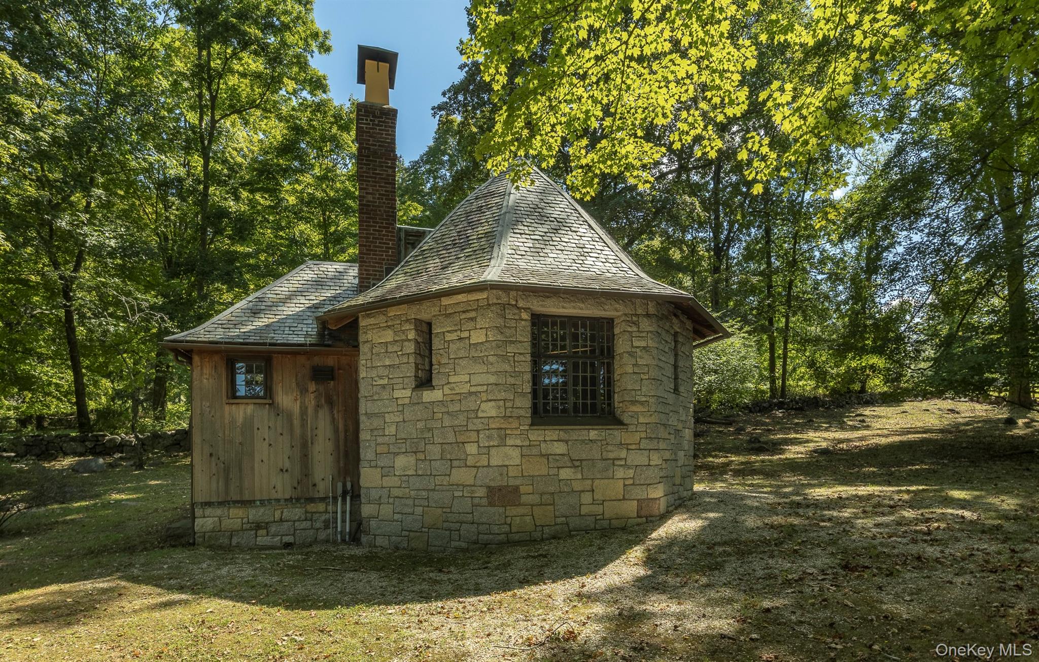 Croton-On-Hudson, New York 10520, United States, 5 Bedrooms Bedrooms, ,6 BathroomsBathrooms,Residential,Coming Soon,204087