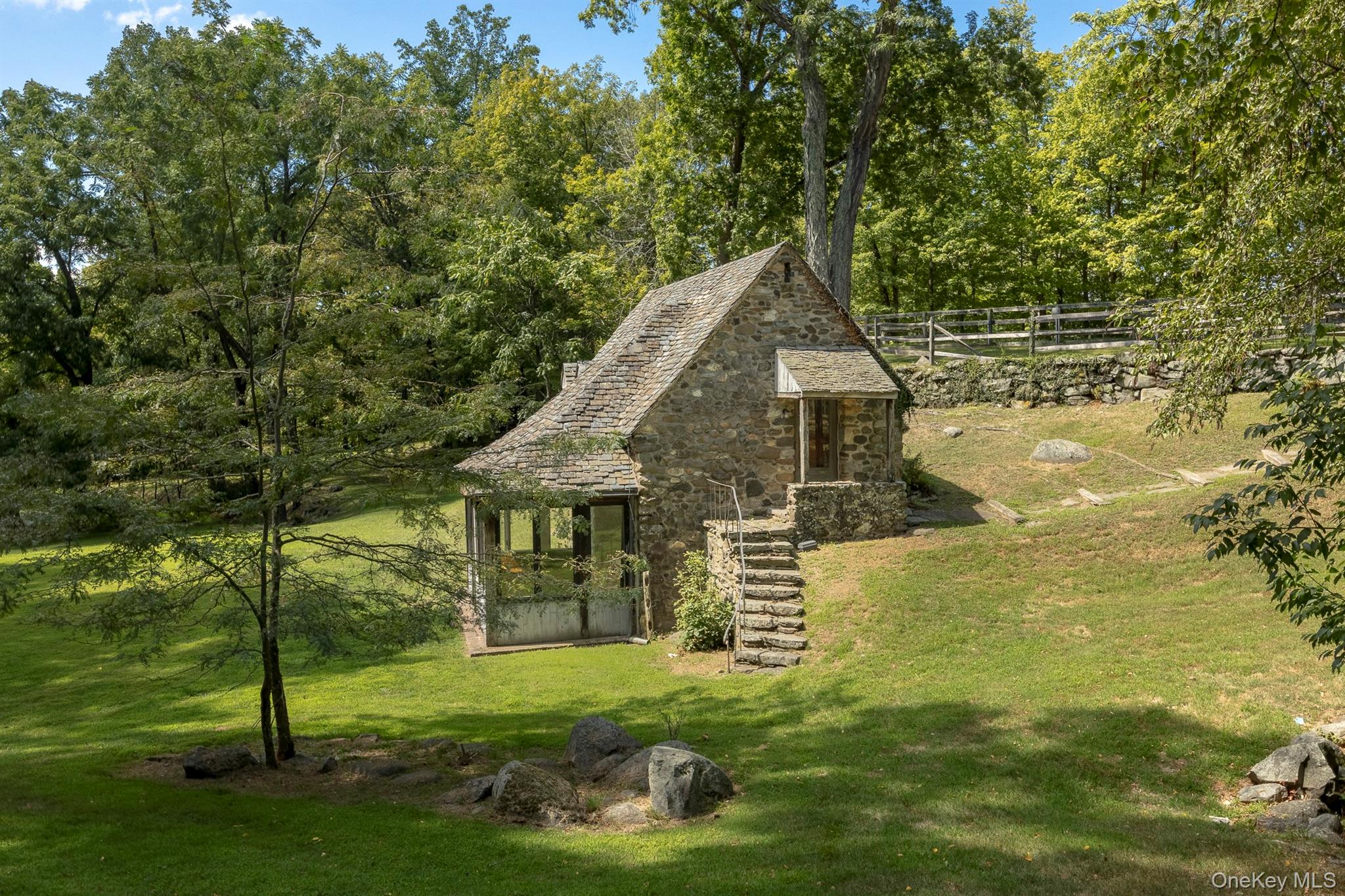 Croton-On-Hudson, New York 10520, United States, 5 Bedrooms Bedrooms, ,6 BathroomsBathrooms,Residential,Coming Soon,204087