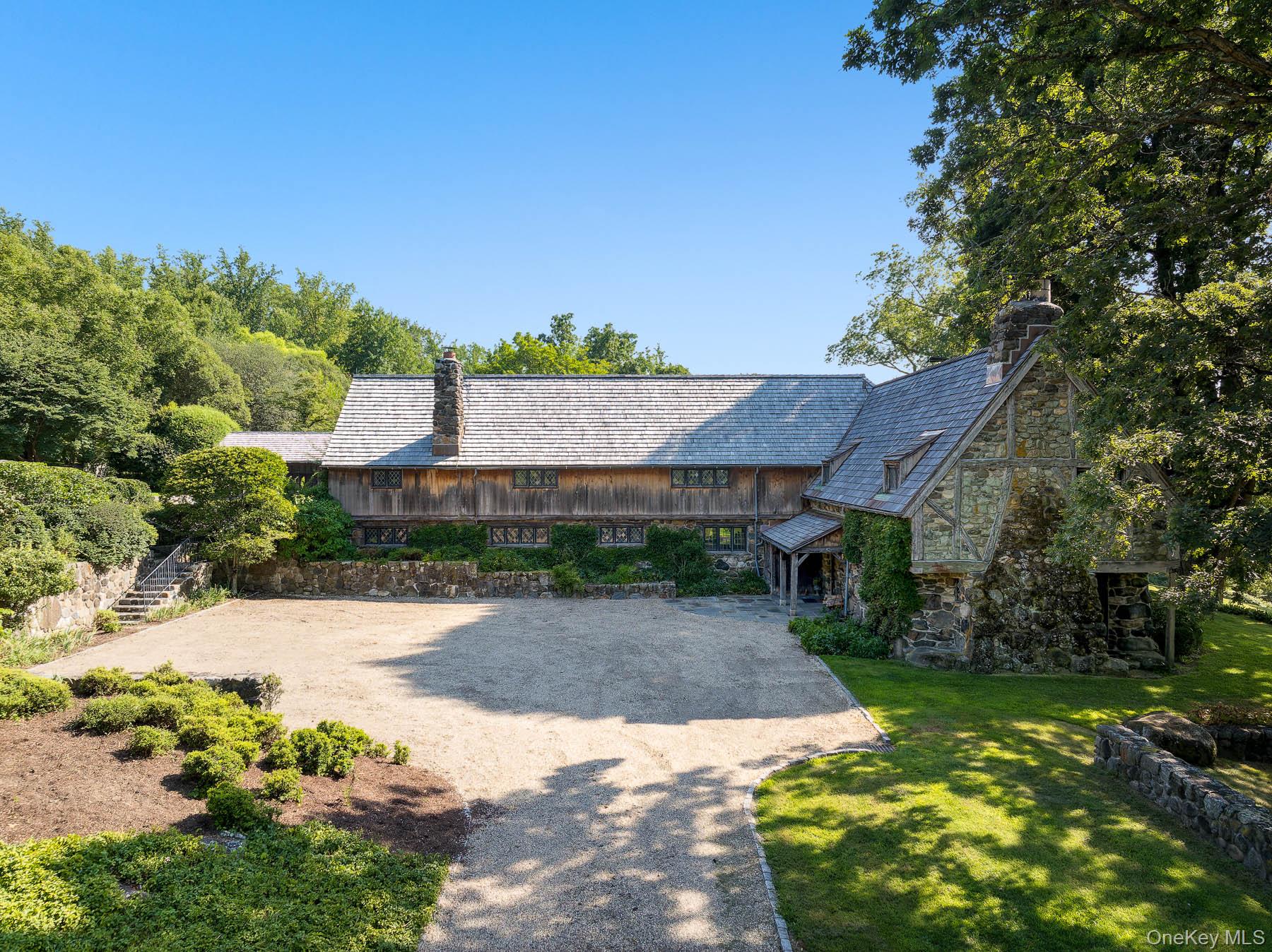 Croton-On-Hudson, New York 10520, United States, 5 Bedrooms Bedrooms, ,6 BathroomsBathrooms,Residential,Coming Soon,204087