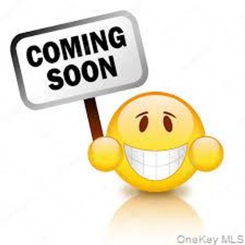 98 Kingsland Avenue West Islip NY 11795