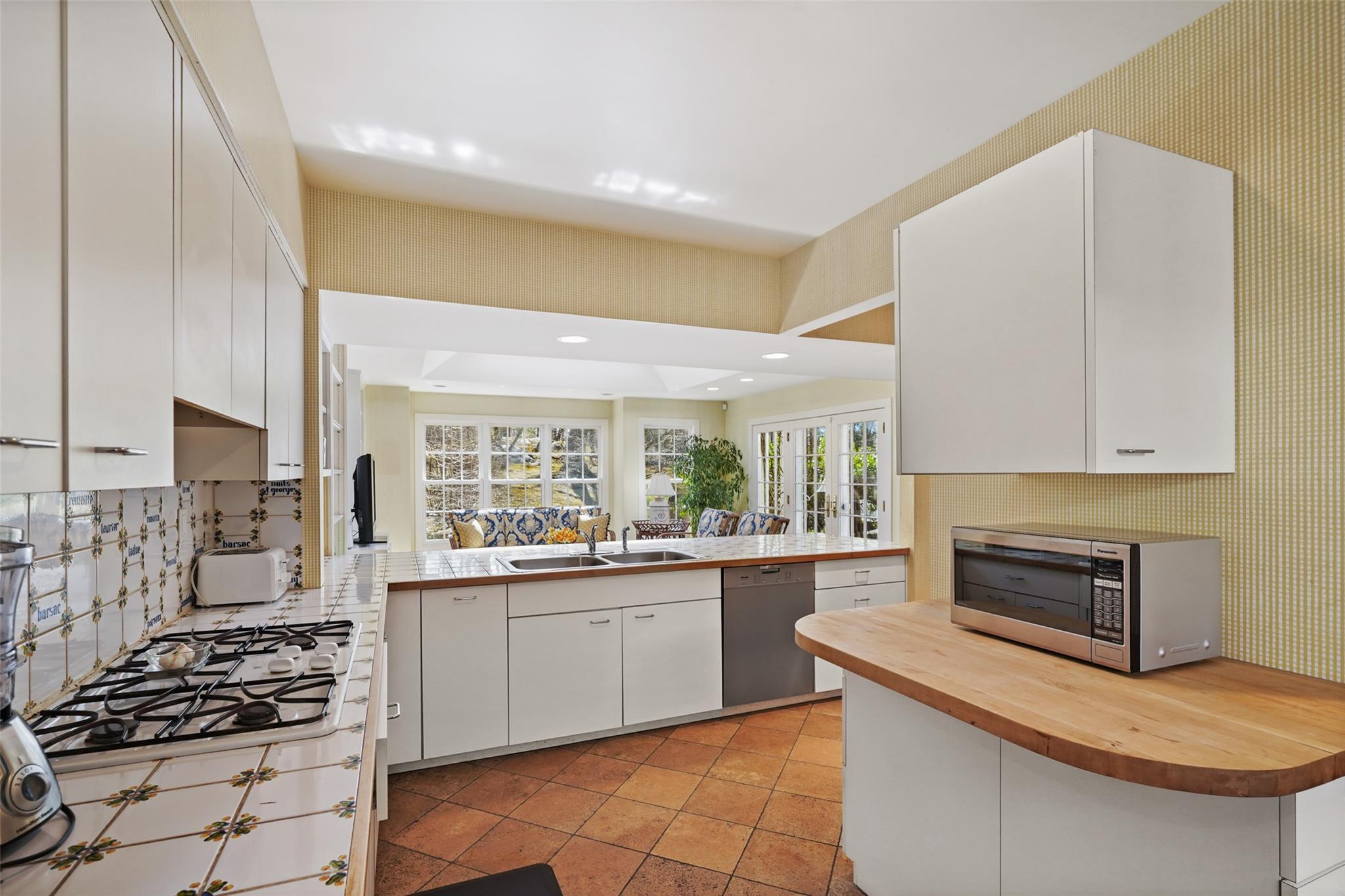 340 Mclain Street, Bedford Hills, New York image 12