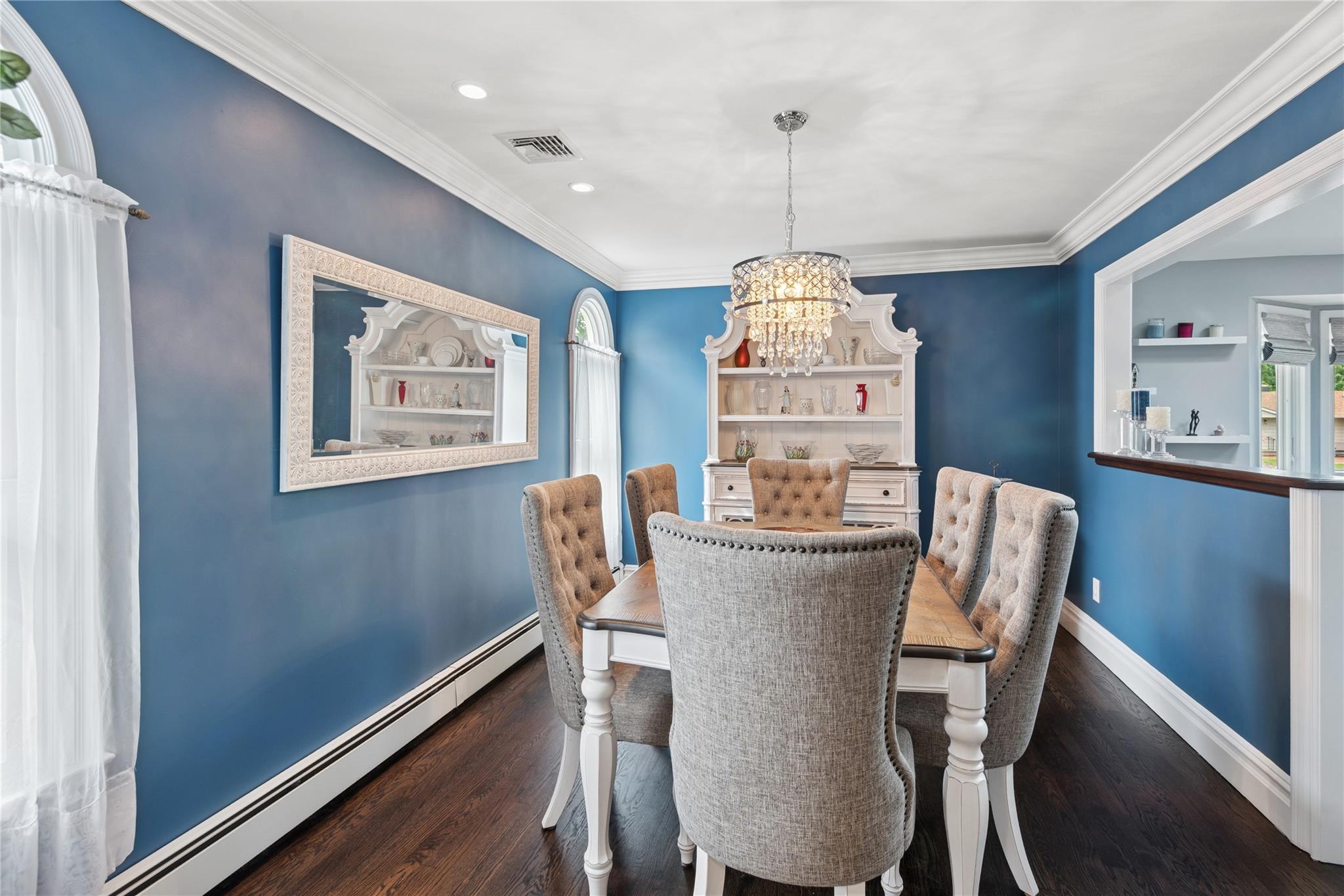 182 S Plaisted Avenue, Hauppauge, New York image 6