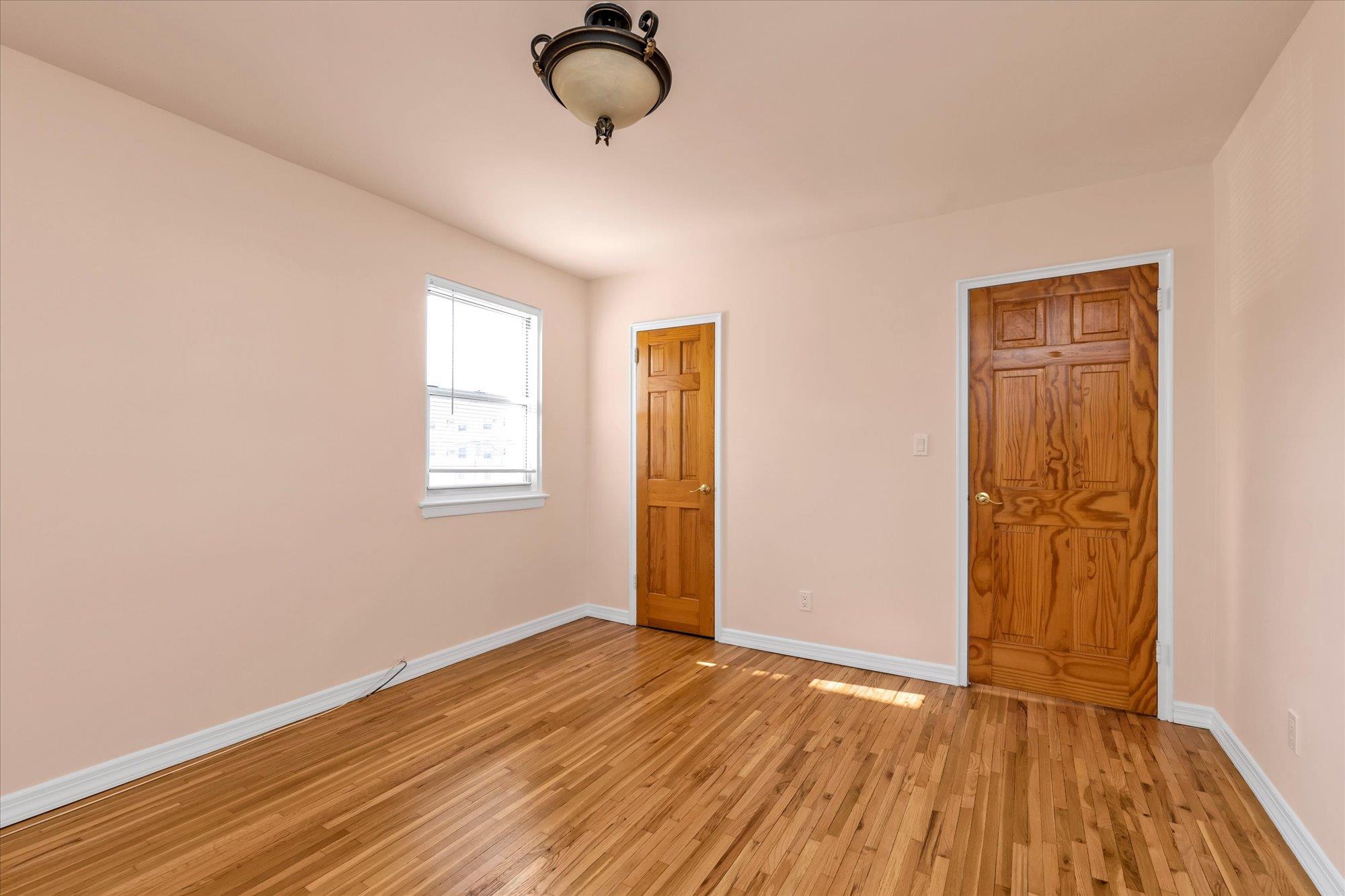 81-56 Langdale Street #81-56, New Hyde Park, New York image 10