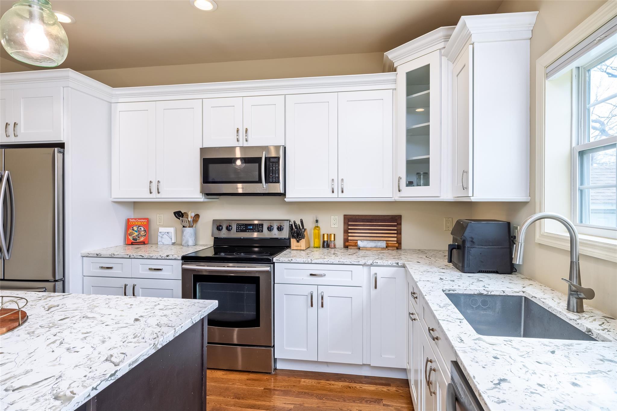 246 N Country Road, Port Jefferson, New York image 12