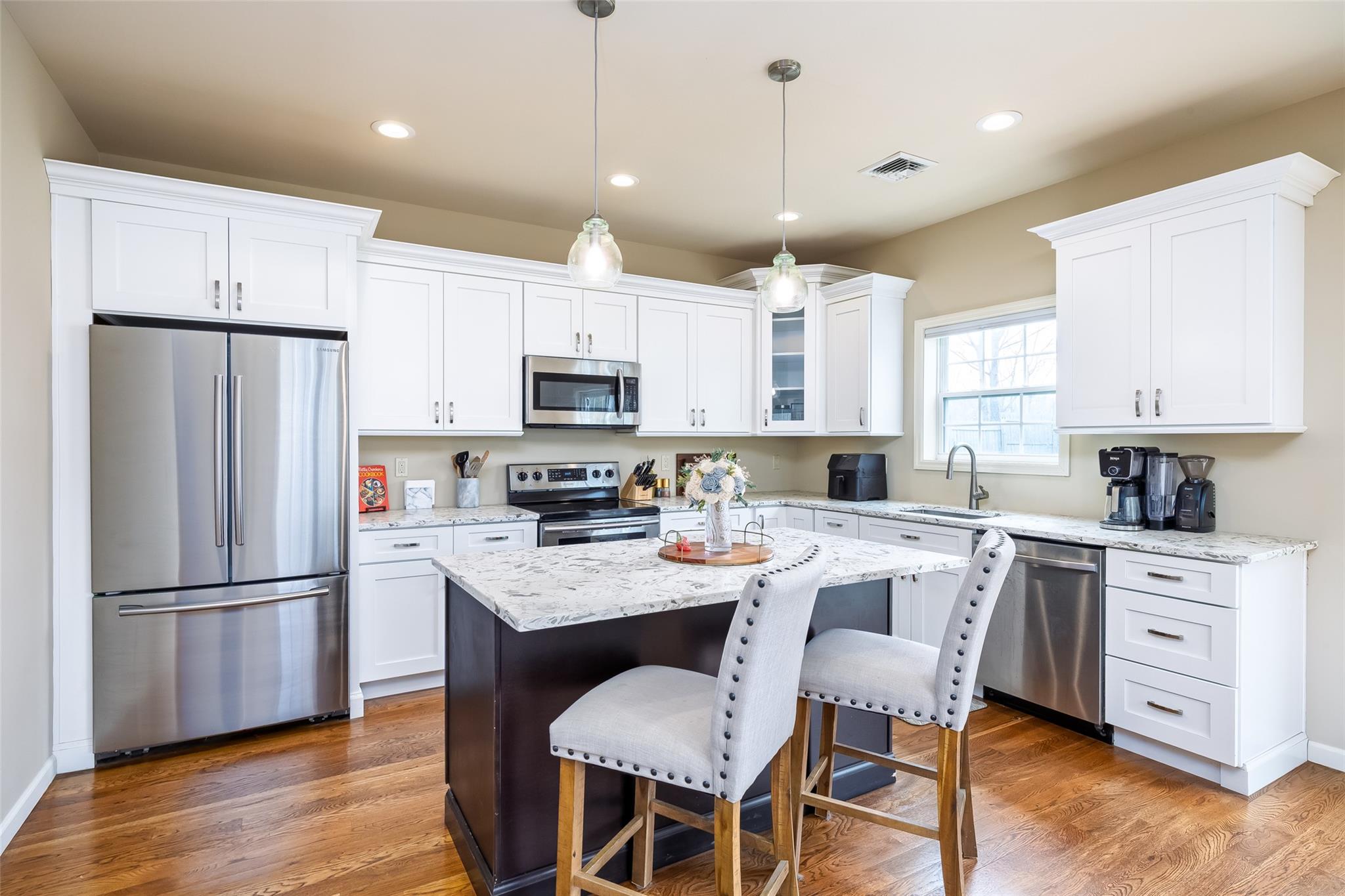 246 N Country Road, Port Jefferson, New York image 11