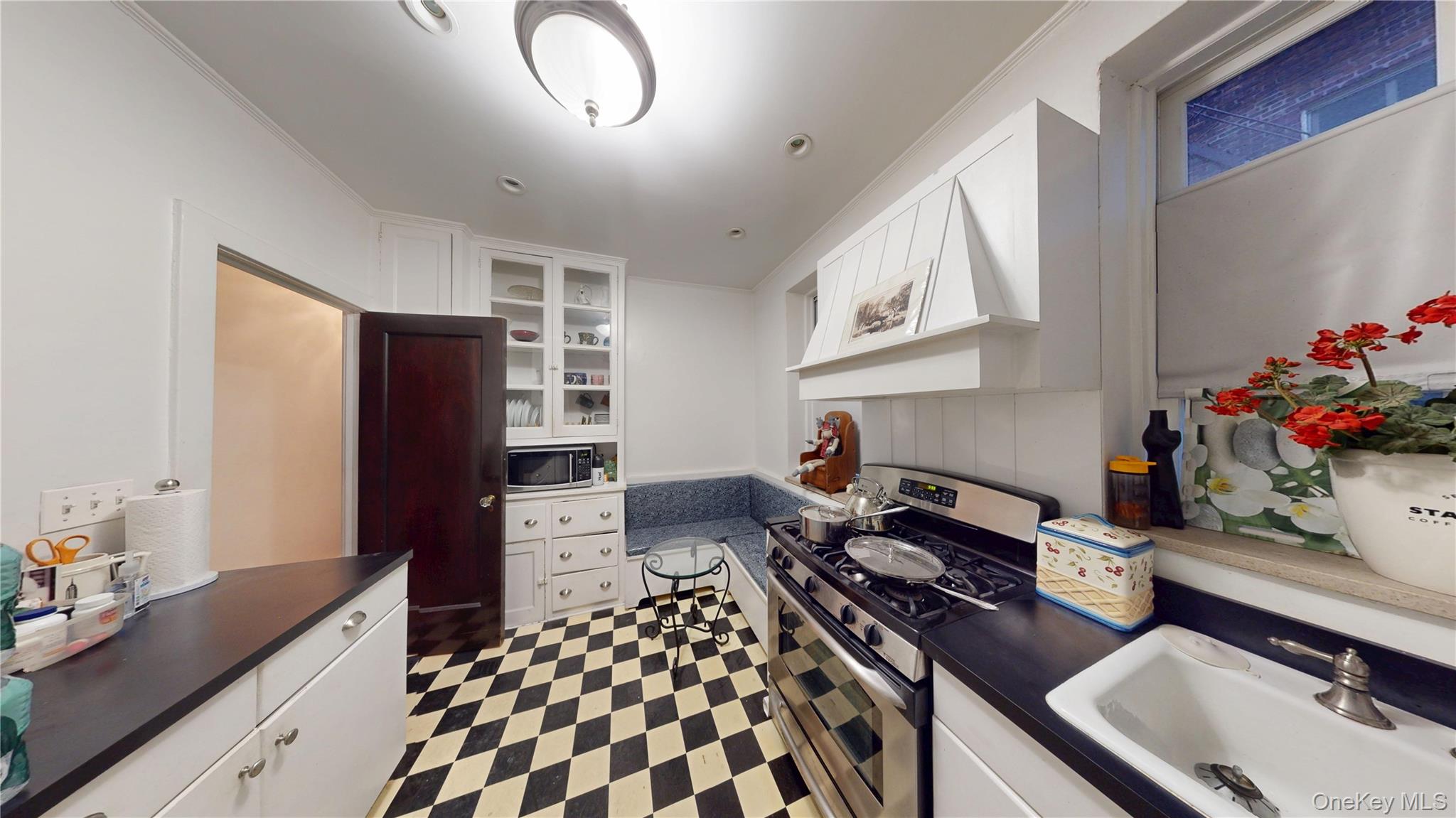 34-37 80th Street 32