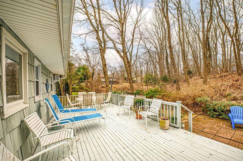 23 Pilgrim Drive, Port Jefferson, New York image 17