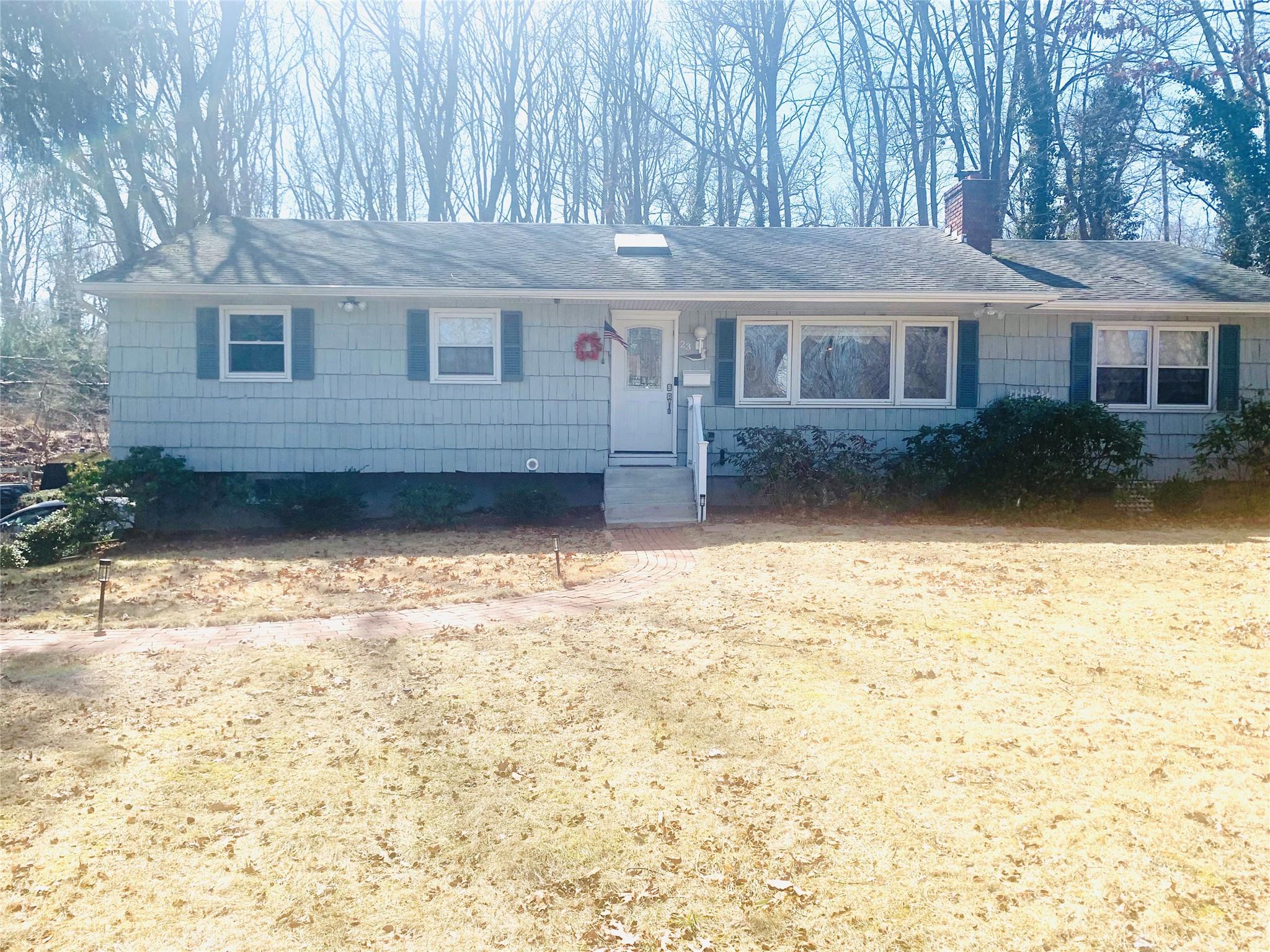23 Pilgrim Drive, Port Jefferson, New York image 1