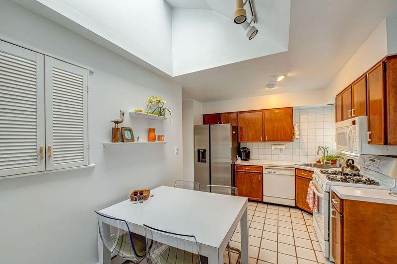 23 Pilgrim Drive, Port Jefferson, New York image 8