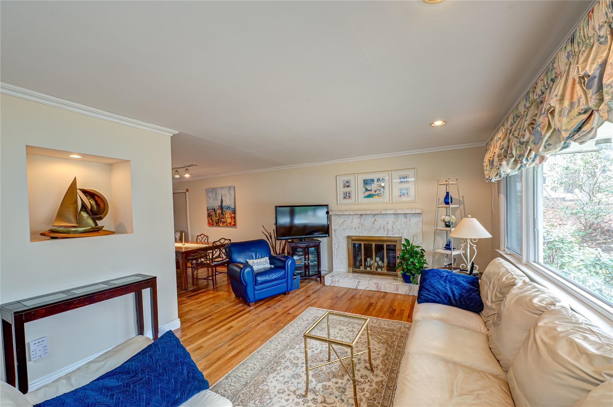 23 Pilgrim Drive, Port Jefferson, New York image 4