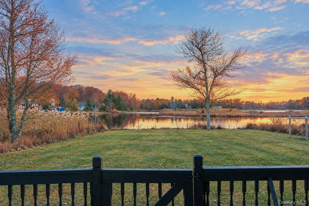 Photo of 61 Lake Shore Drive W, Rock Hill, NY 12775 (MLS # 1064125)