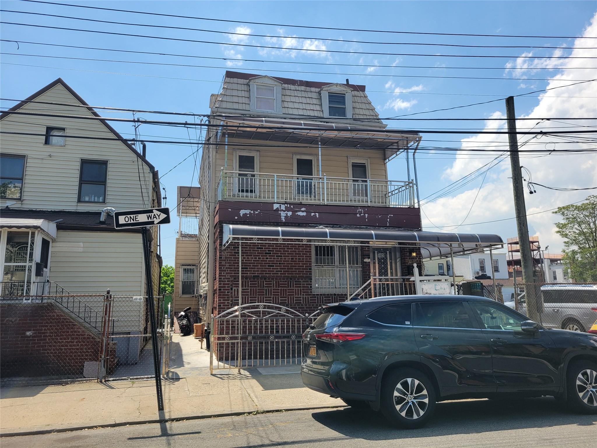 45-24 Burling Street