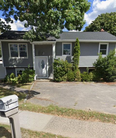 Photo of 1400 Straight Path, Wyandanch, NY 11798 (MLS # 958415)