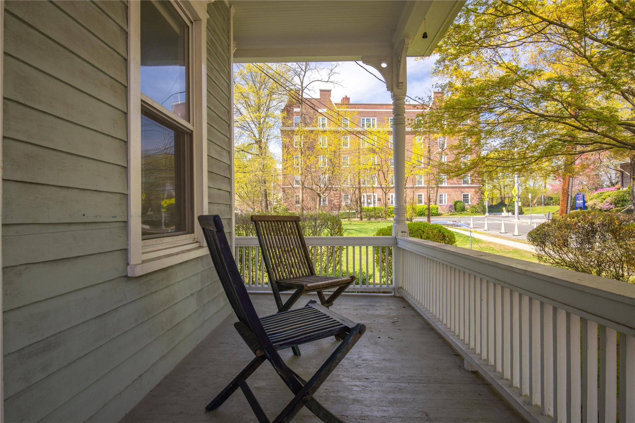 27 Meadow Avenue