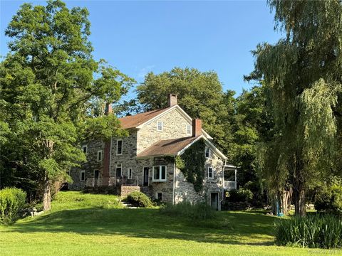 Homes For Sale - 510 Decker Road<br/> Ulster County, Wallkill, NY 12589