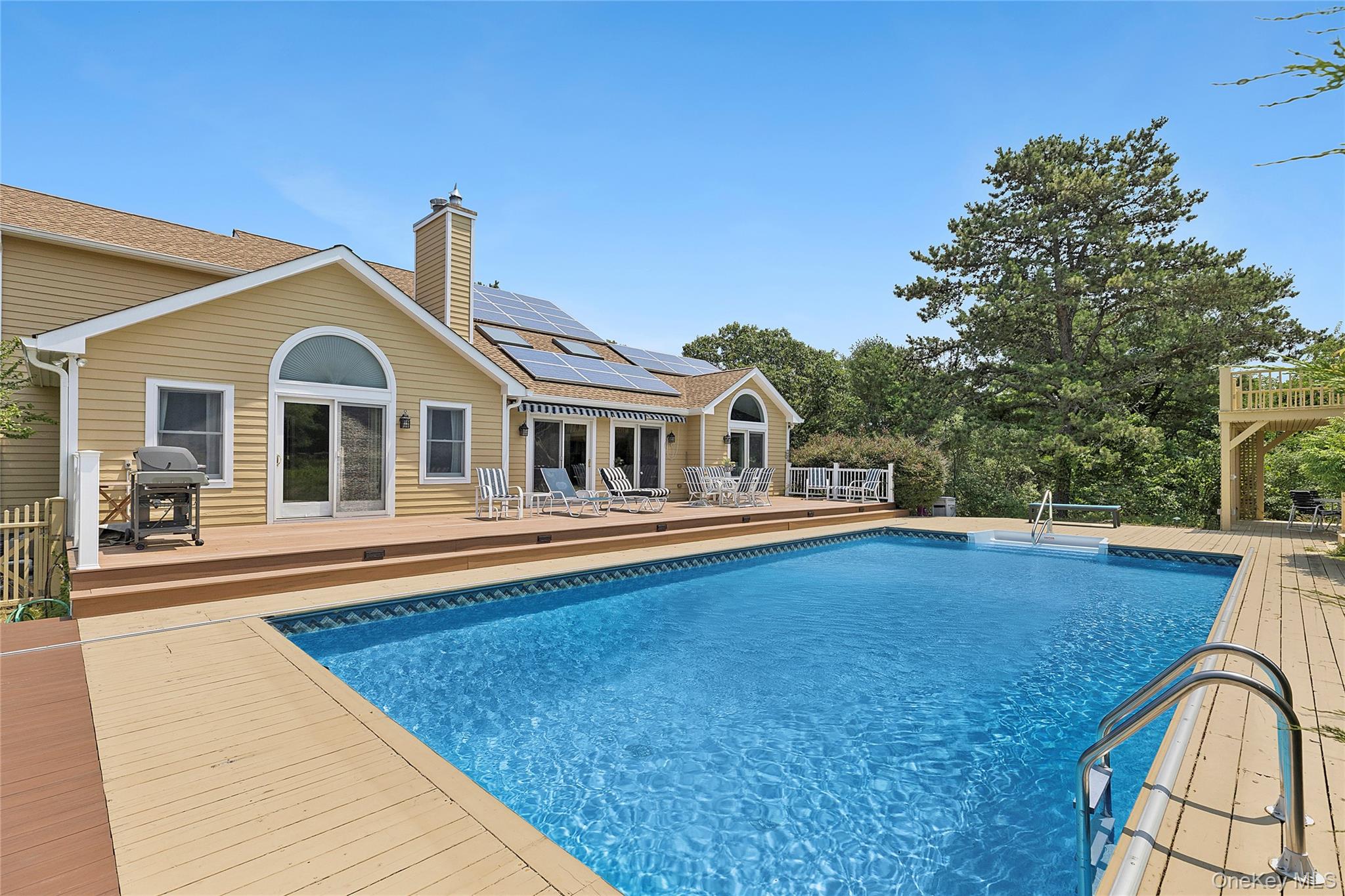 3 Chivas Court