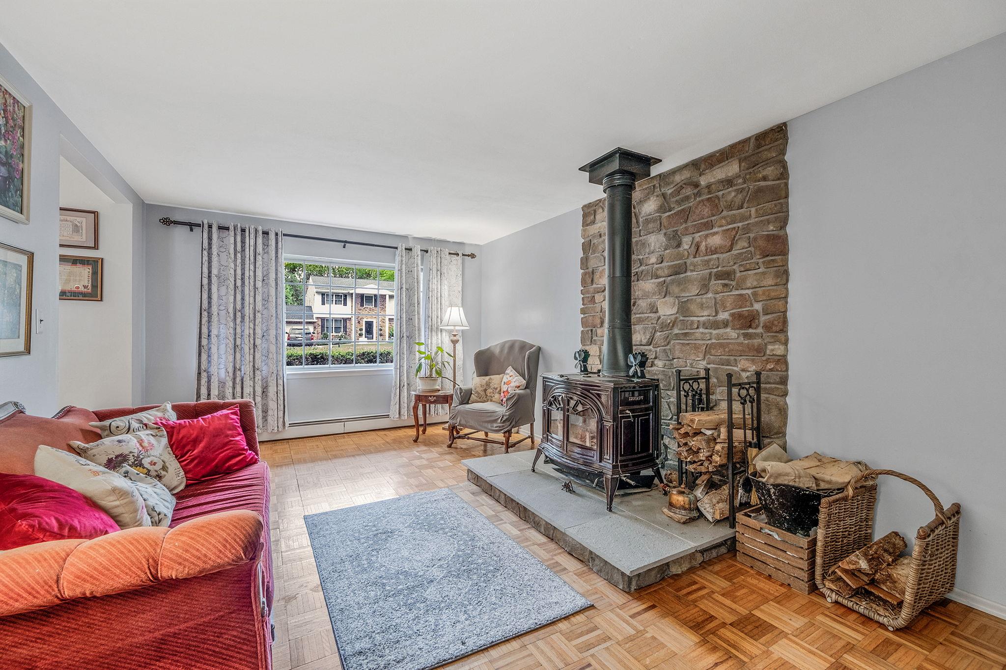 6 Washington Avenue, Miller Place, New York image 18
