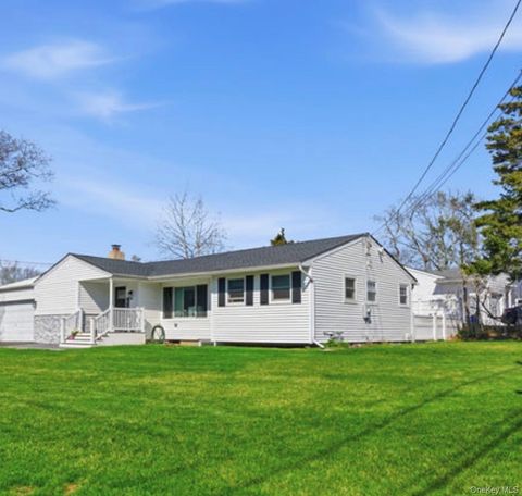 Homes For Sale - 205 Smithtown Polk Boulevard<br/> Centereach, NY 11720