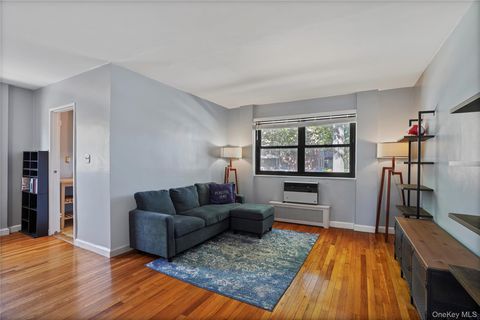 Homes For Sale - 84-18 155th Avenue #1R<br/> Howard Beach, NY 11414