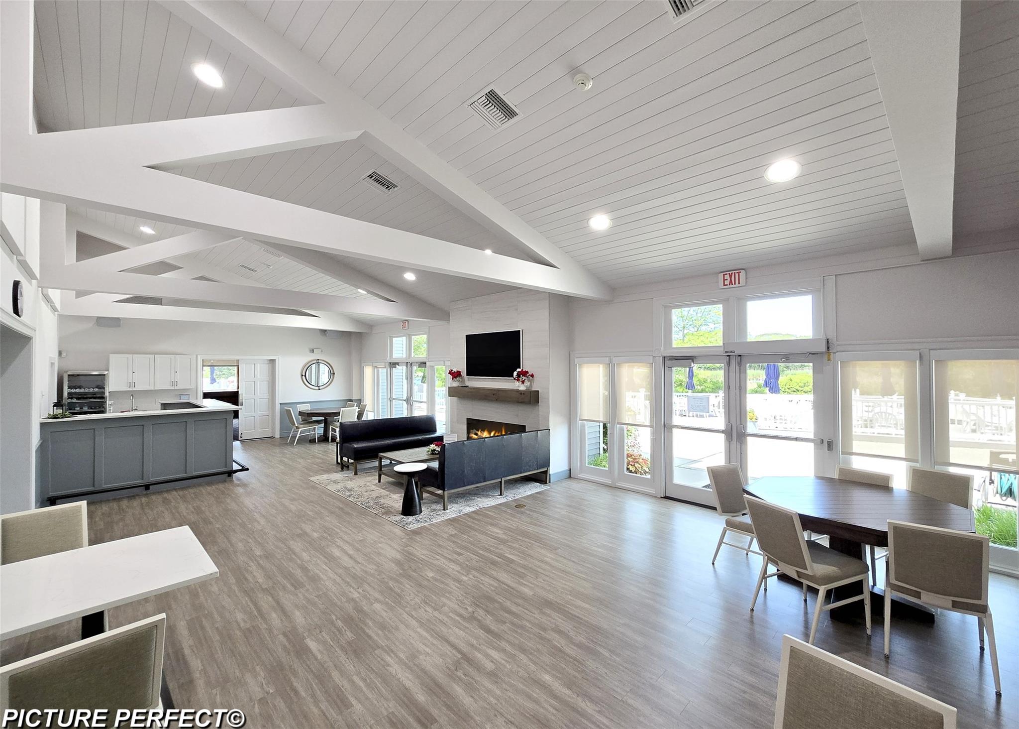 497 Oak Bluff Court, Moriches, New York image 25