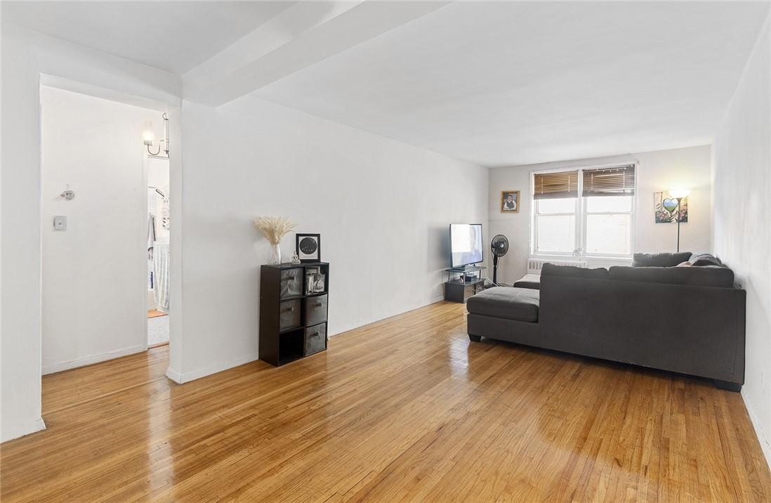 Property for Sale at Broadway 2A, Bronx, New York - Bedrooms: 1 
Bathrooms: 1 
Rooms: 3  - $135,000