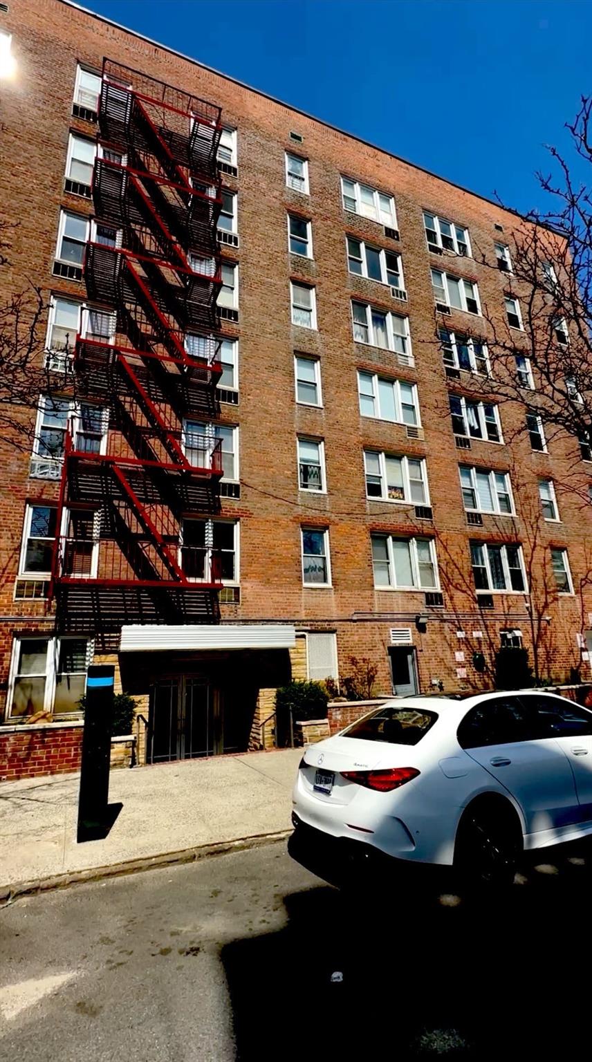 1332 Metropolitian Avenue #2H, Bronx, New York image 1