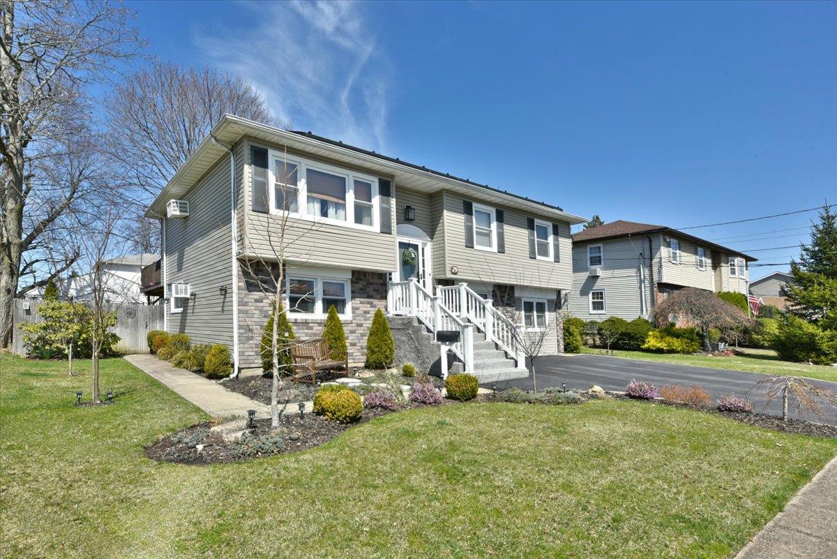 79 Commonwealth Avenue, Massapequa, New York image 2
