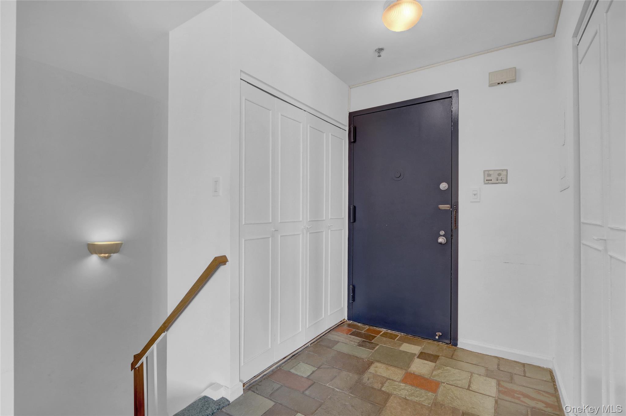 Long Beach, New York 11561, United States, 1 Bedroom Bedrooms, ,2 BathroomsBathrooms,Residential,Active,142485