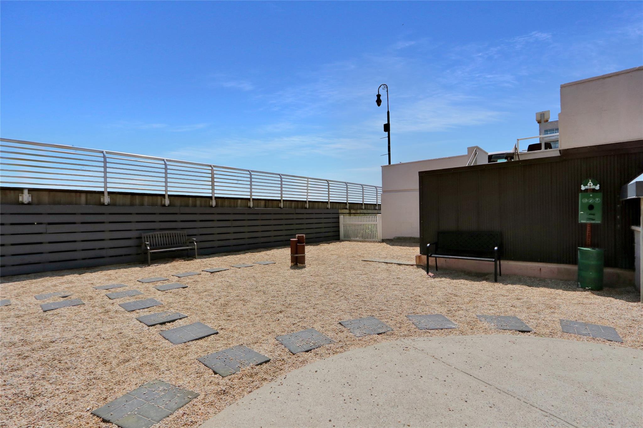 Long Beach, New York 11561, United States, 1 Bedroom Bedrooms, ,2 BathroomsBathrooms,Residential,Active,142485