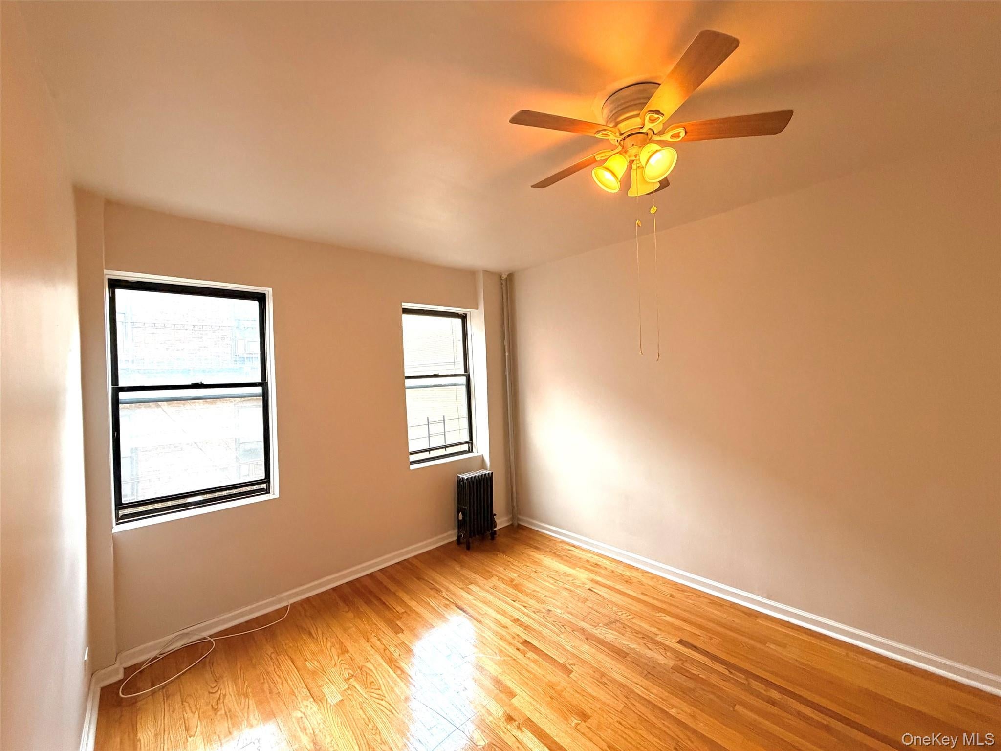 70-35 Broadway C19 - Photo 2