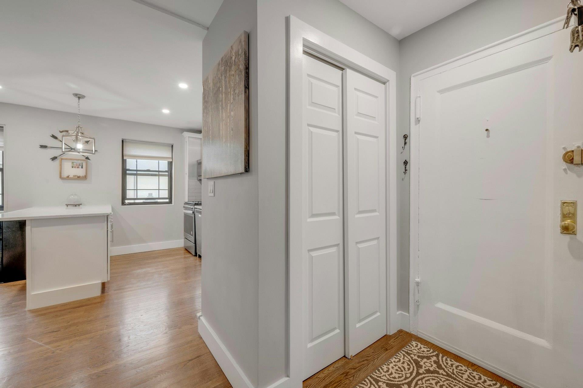 73 Manchester Road #A-22, Eastchester, New York image 3