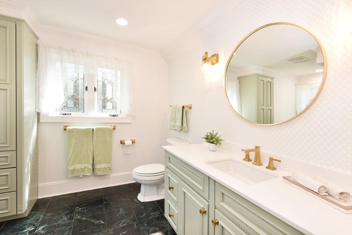 174 Nassau Boulevard, Garden City, New York image 22