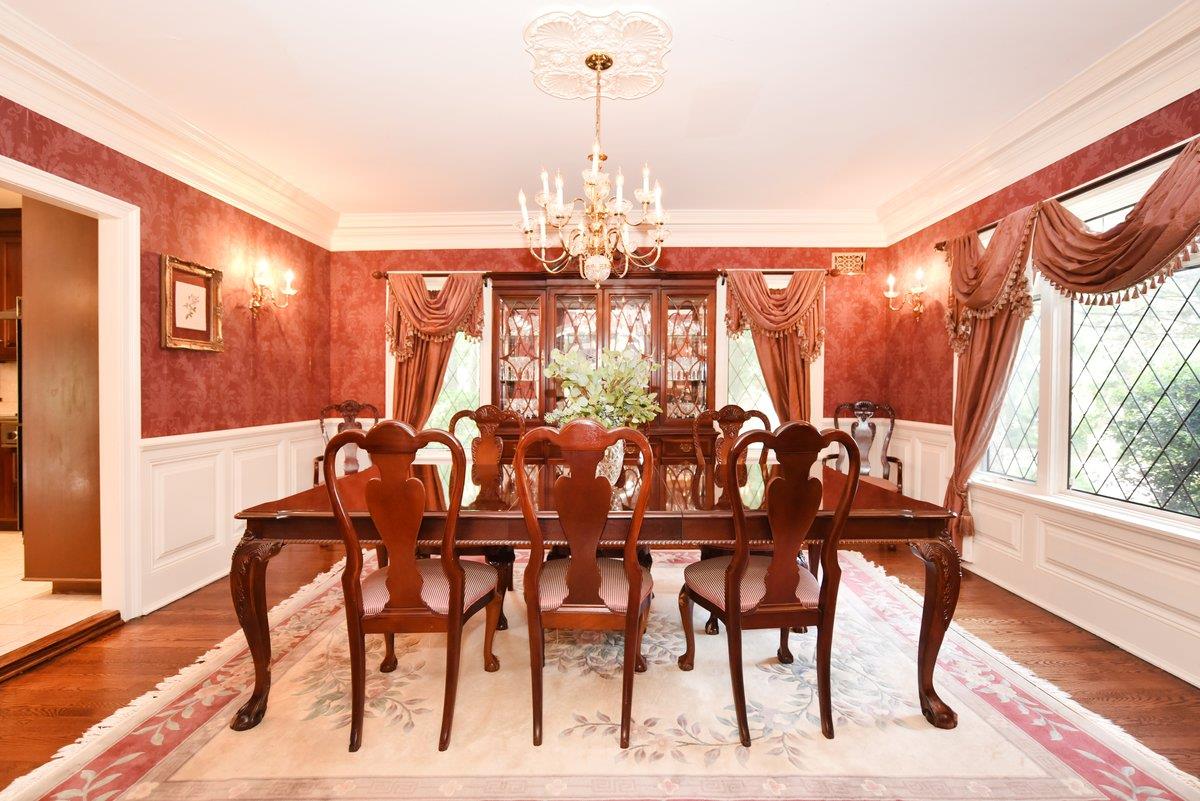 174 Nassau Boulevard, Garden City, New York image 11