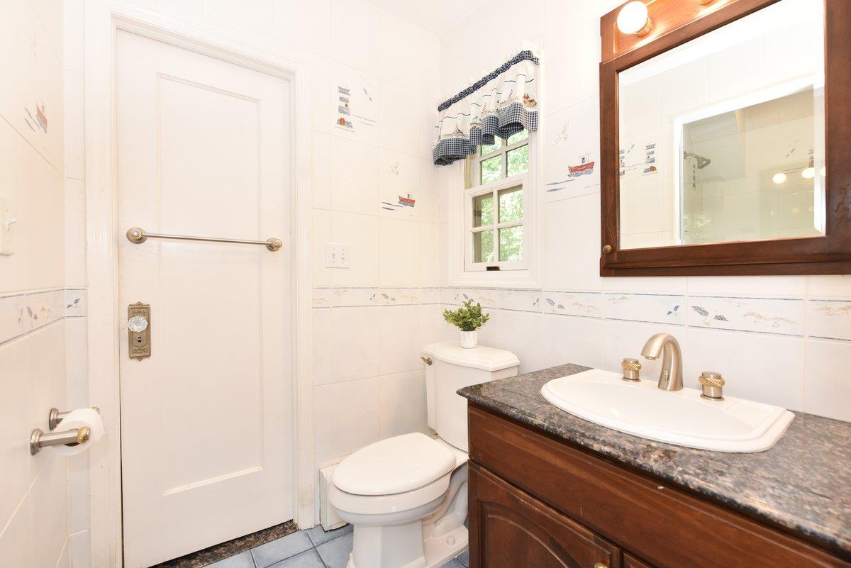 174 Nassau Boulevard, Garden City, New York image 27