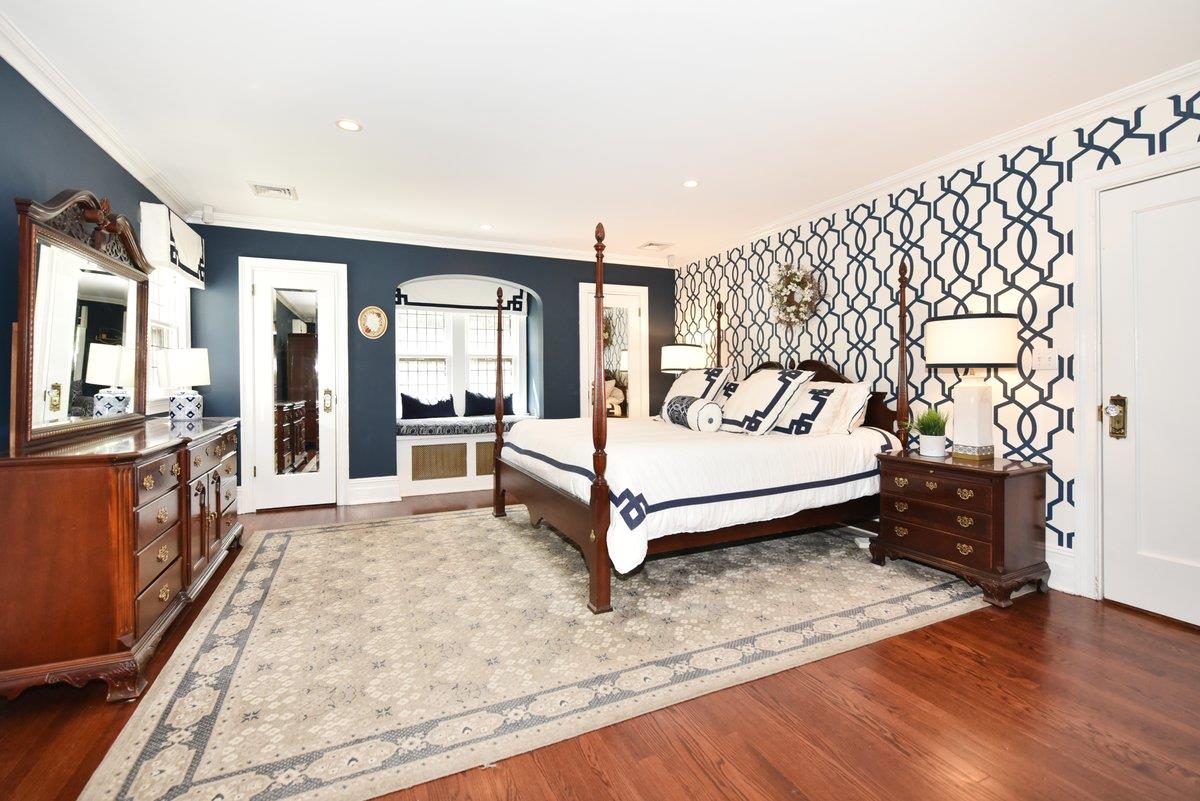 174 Nassau Boulevard, Garden City, New York image 20