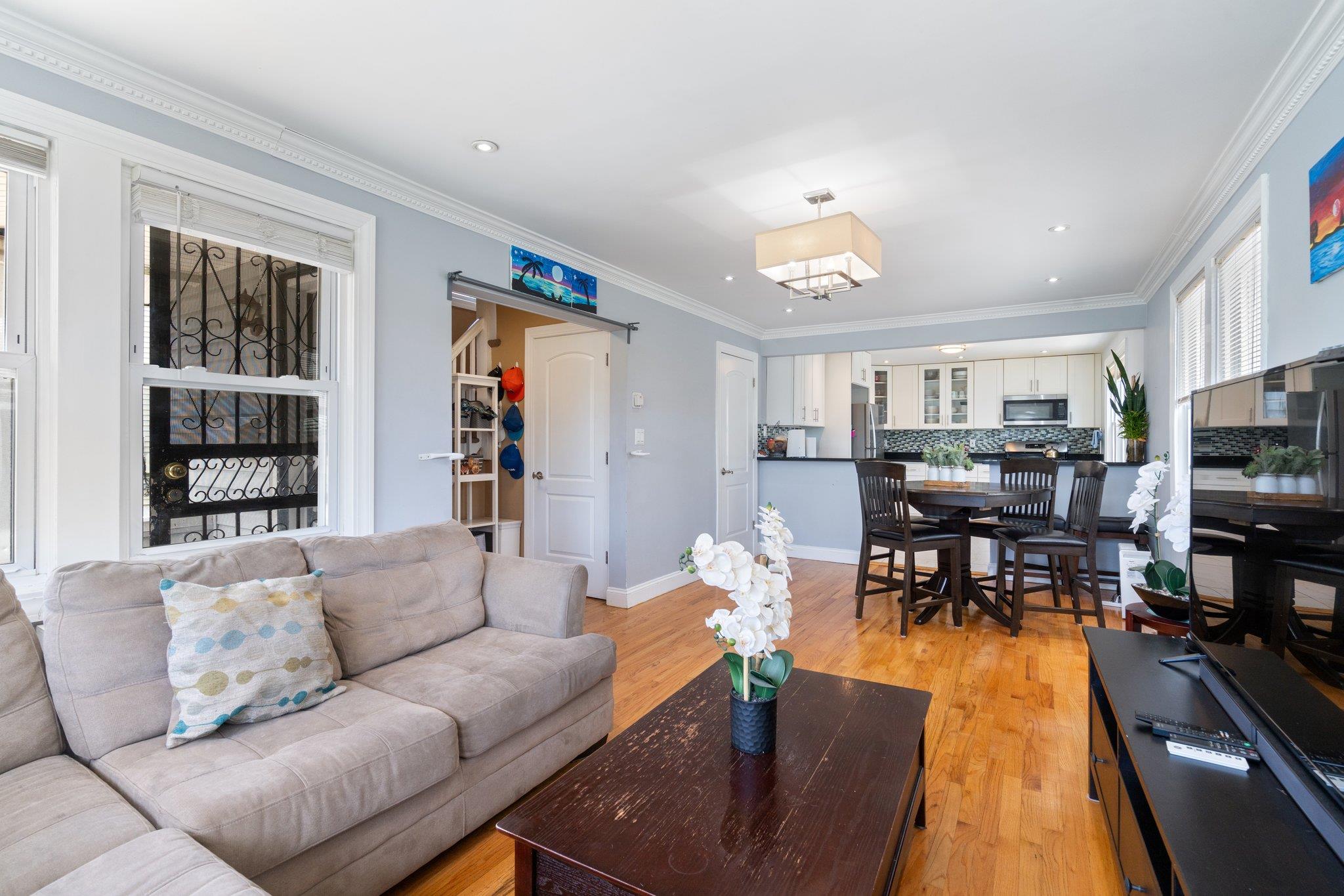 217-07 131st Avenue, Springfield Gardens, New York image 6