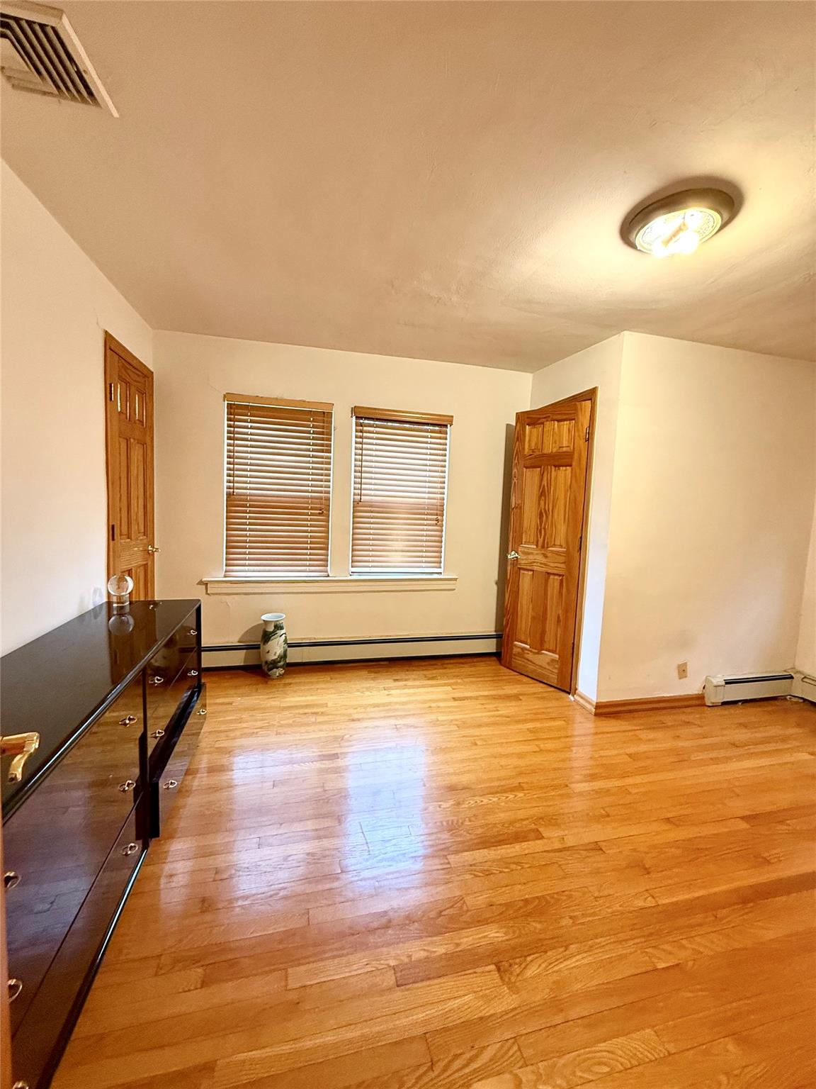5 Garfield Place, Roslyn Heights, New York image 8