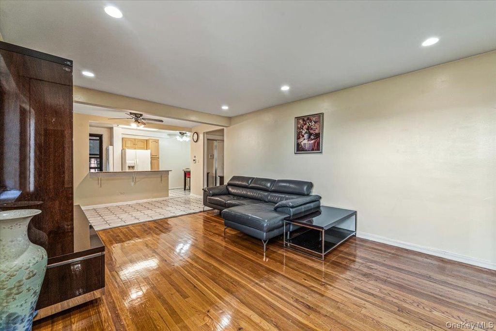 Photo of 213-08 73rd Avenue #4J, Bayside, NY 11364 (MLS # 1023630)