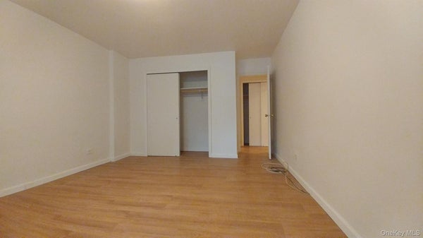 4107 BOWNE ST APT 1A, FLUSHING, NY 11355 - Image 2d83499ac432895d8dff01f3eda15e9d/2954920727