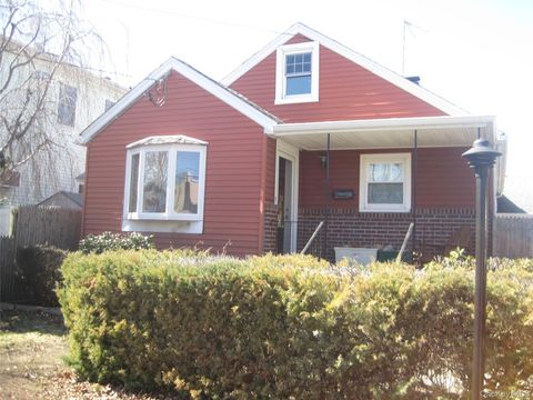 704 Prospect Place Bellmore NY 11710